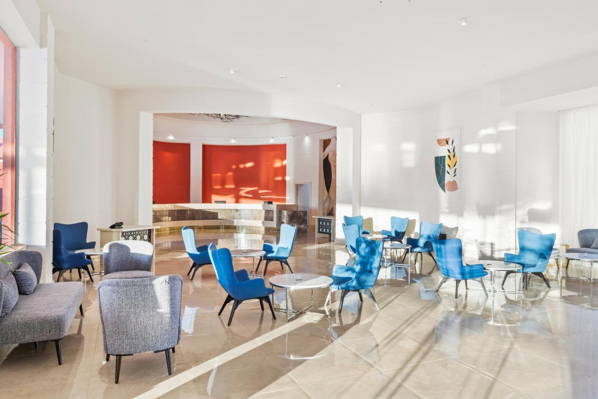 Pickalbatros Laguna Club Resort Sharm El Sheikh Exterior foto The lounge at the airport