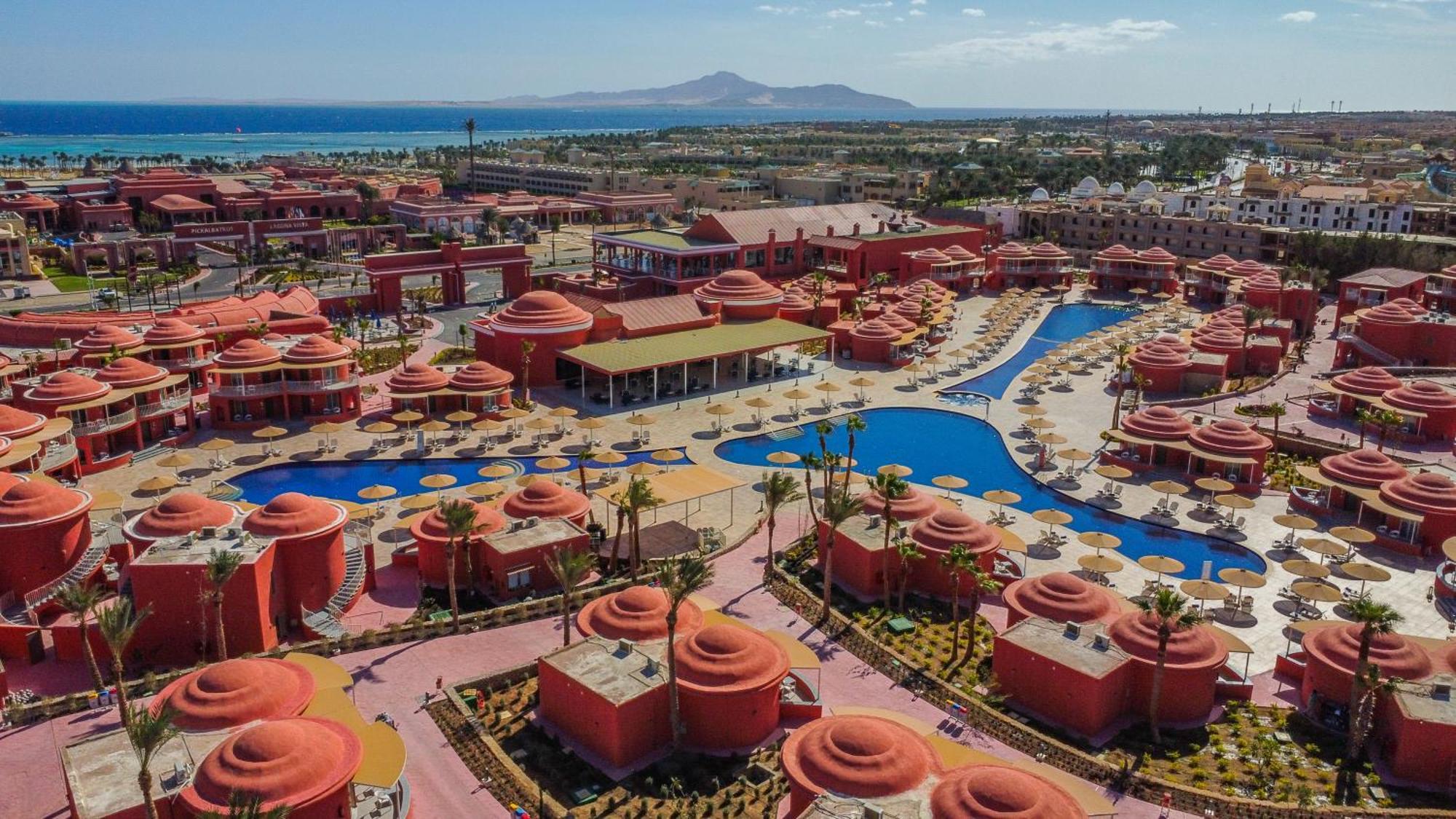 Pickalbatros Laguna Club Resort Sharm El Sheikh Exterior foto Aerial view of the resort